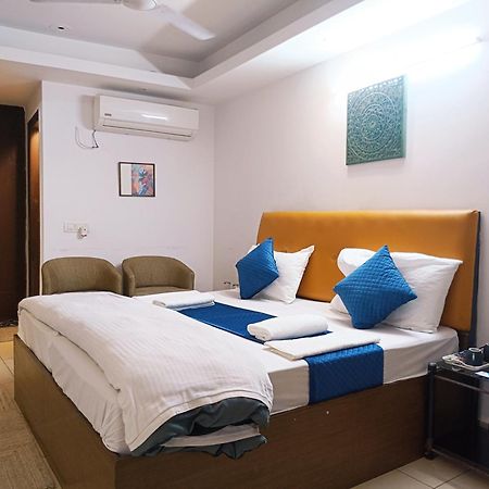 Hotel Blueberry Neu-Delhi Exterior foto